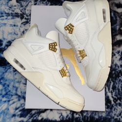 Jordan 4 Retro Metallic Gold