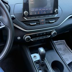 2020 Nissan Altima