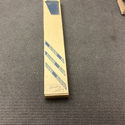 Fluorescent Light Fixture