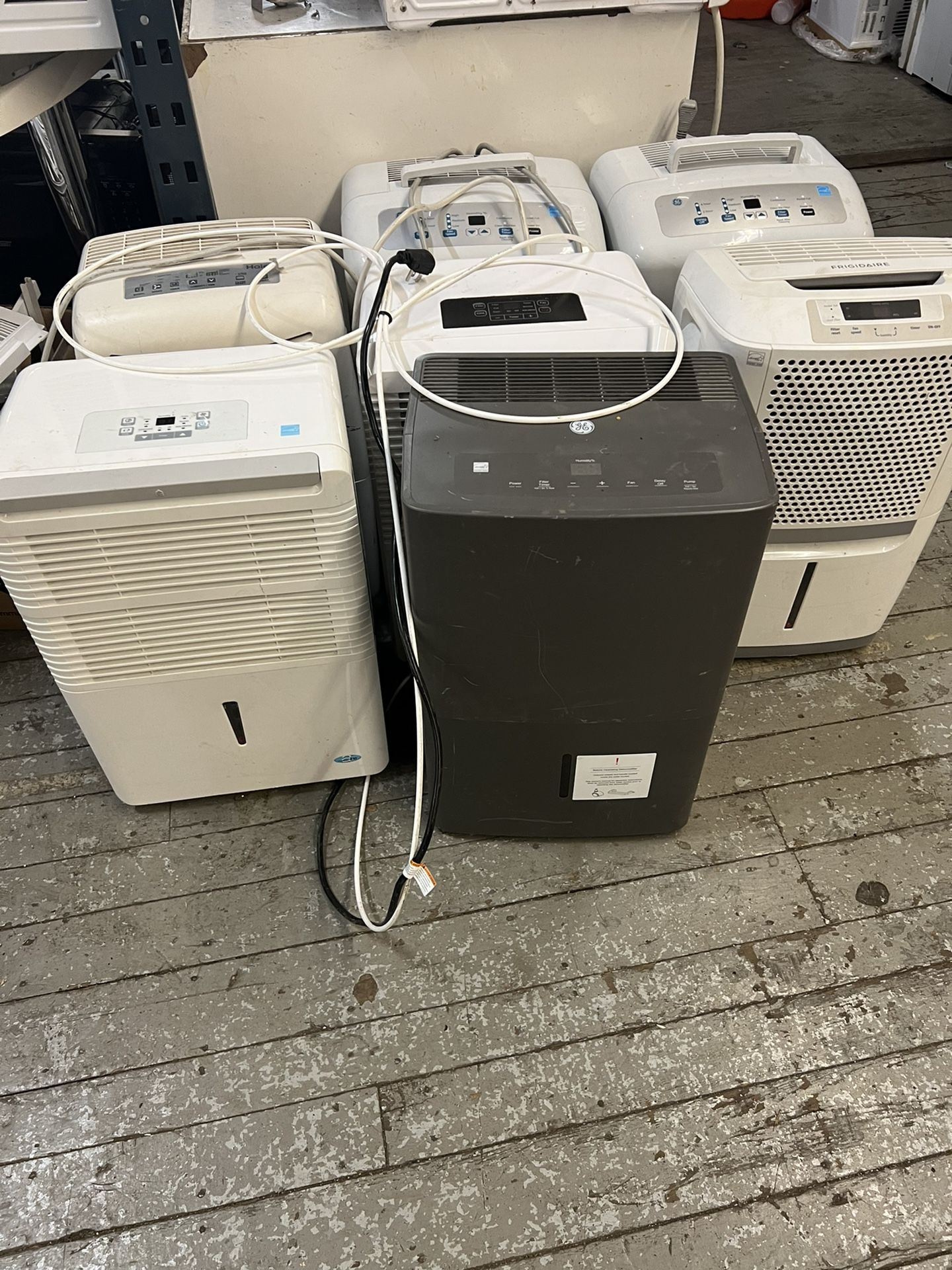 Dehumidifiers Dehumidifier Available From 22pints To 70 Pints