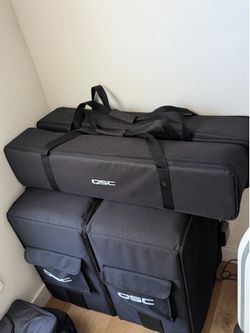 QSC KC12 ARRAY SPEAKERS W/ BAGS