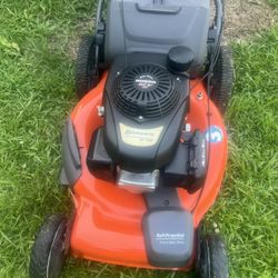 Husqvarna 700 lawnmower Self Propelled 