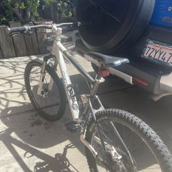 BMC SHIVER SH01 Mountain Bike (medium )