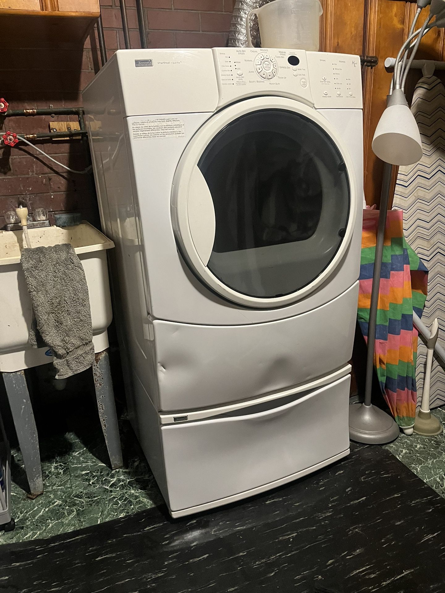 Kenmore elite Dryer