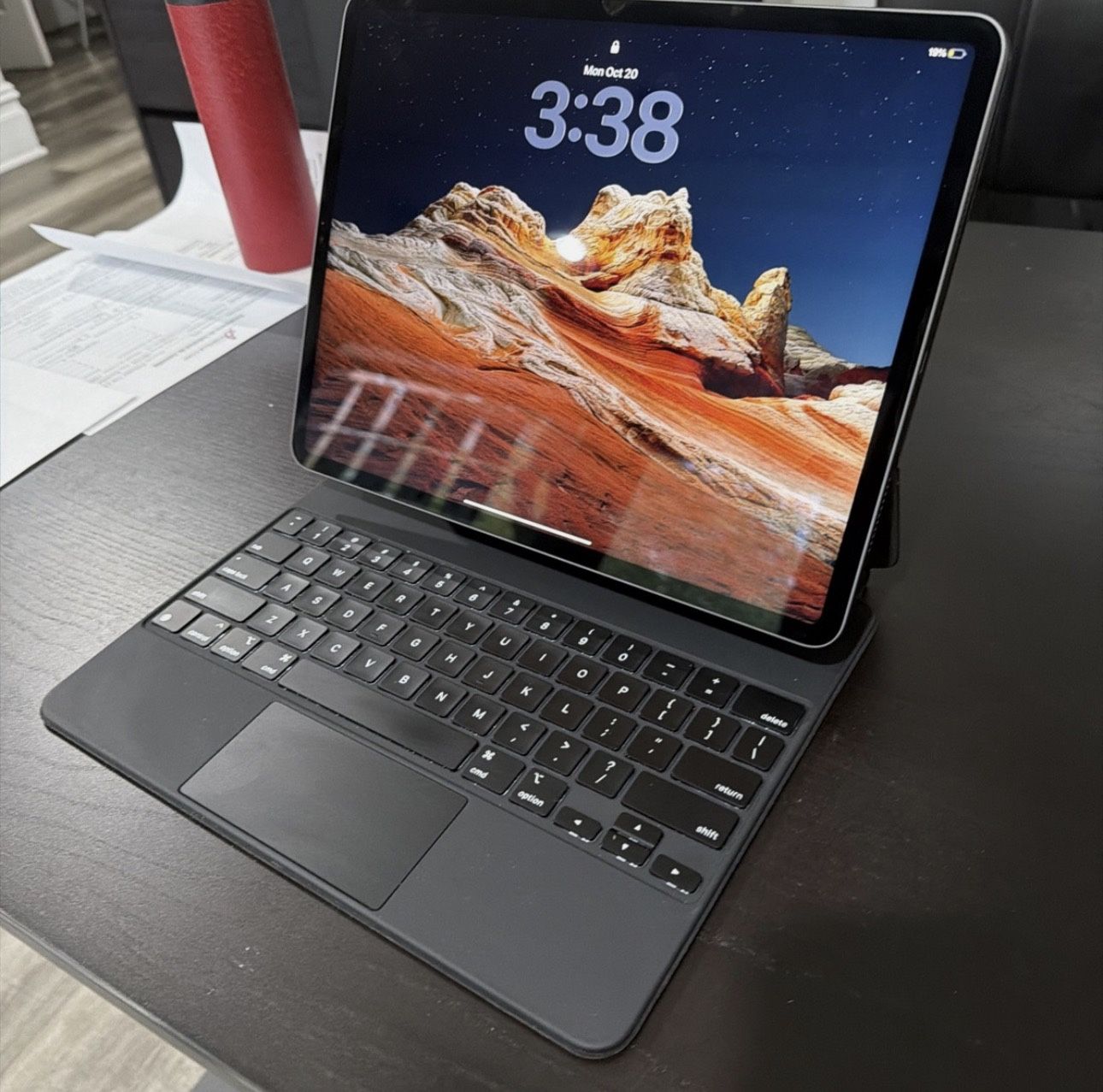 iPad Pro 12.9 , 512GB With Apple Magic Keyboard