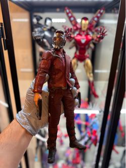 Hot Toys 1/6 Scale