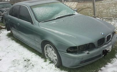 02 525i parting out