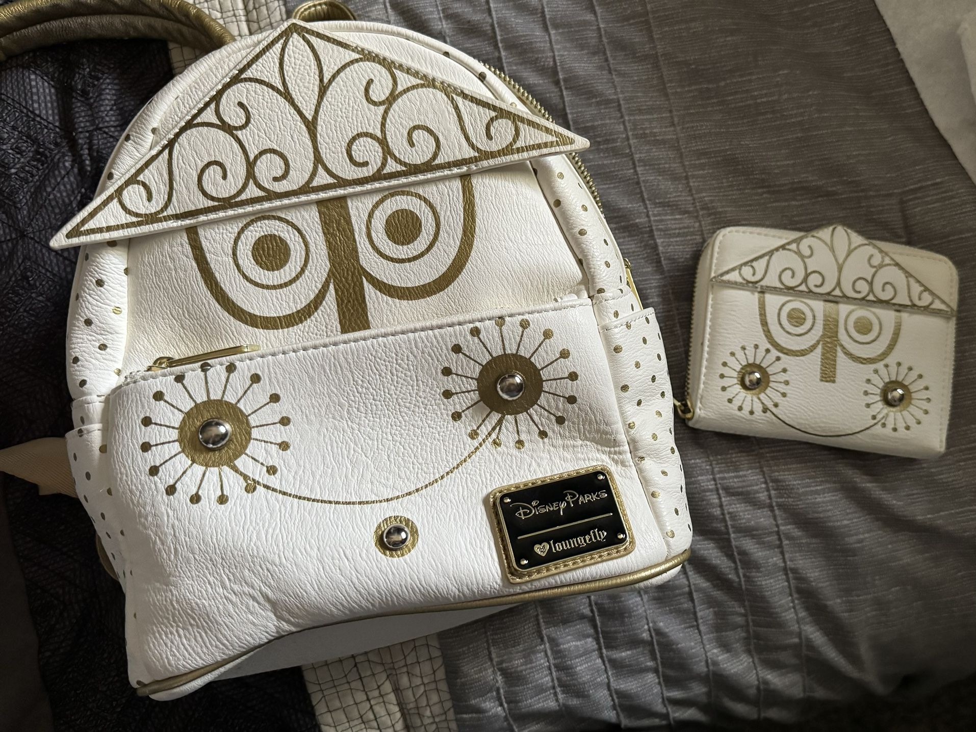 Disney Small World Lounge Fly With Matching Wallet 