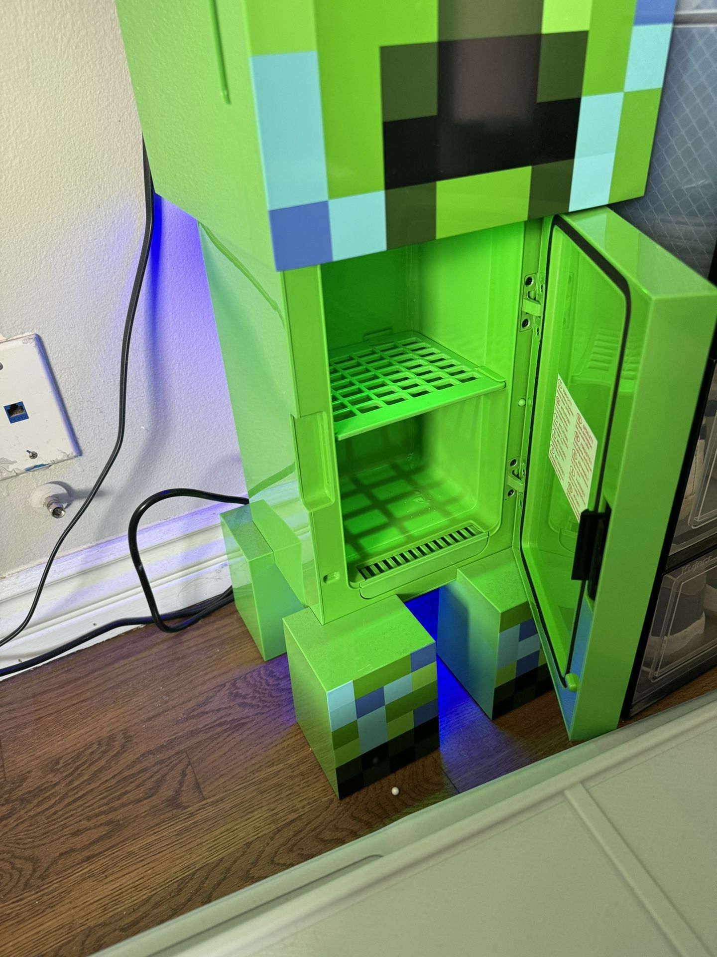 Minecraft Mini Fridge. Epic