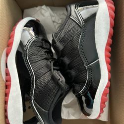 Jordan 11 Retro Low (TD) Size 8c