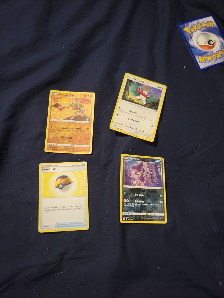 4 Pokémon cards
