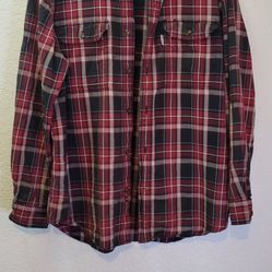 Carhartt Shirt Relaxed Fit 
Red Black Plaid
 Mens L