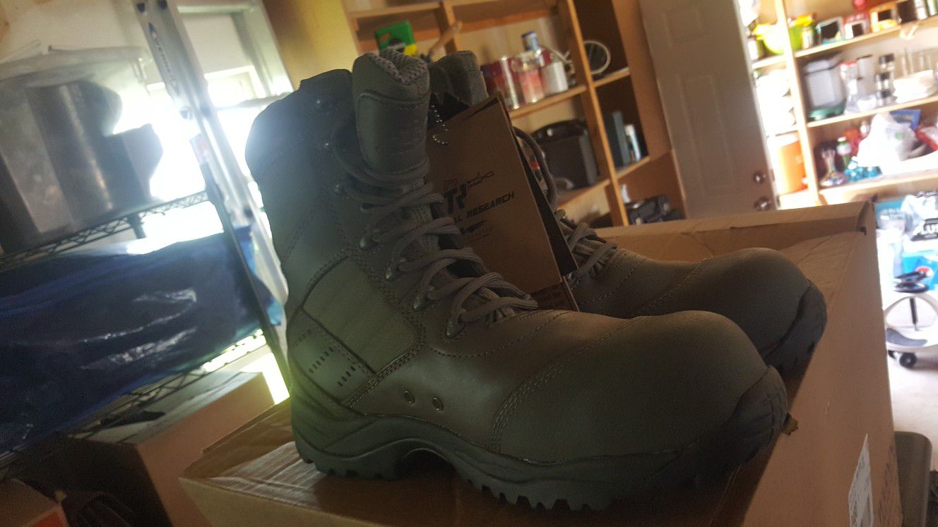 NEW military boots