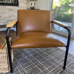 Modern Leather Chairs