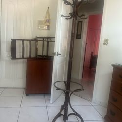 Vintage coat an hat rack
