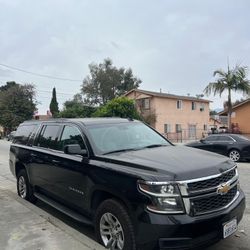 Chevrolet Suburban LT 2019