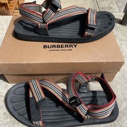  Burberry Men’s Sandals 