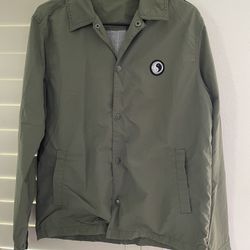 T & C Surf Sz S Woman’s Army Green Collared Jacket W Lining