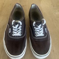 Vans Canvas Shoes Men’s 9.5 Fair To Good Condition!