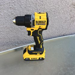 Dewalt 20V Max Atomic Series 1/2” Drill Driver with 2.0Ah Battery  / New