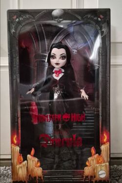 Monster High x Universal Monsters Dracula Doll