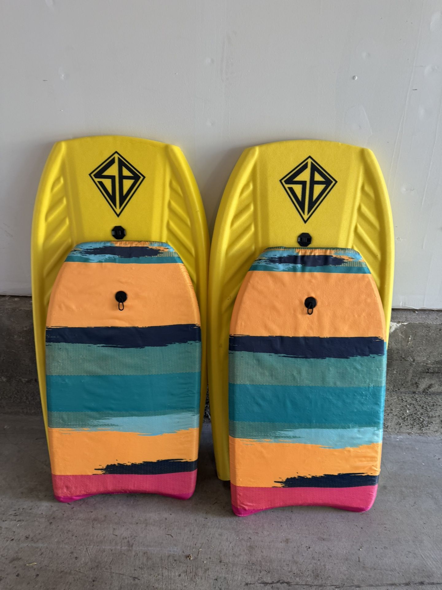 Set of 4 Boogie Boards – Excellent Condition!