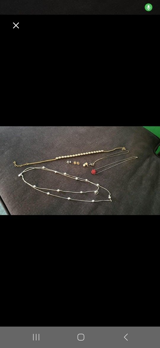 Assorted Jewelry Set