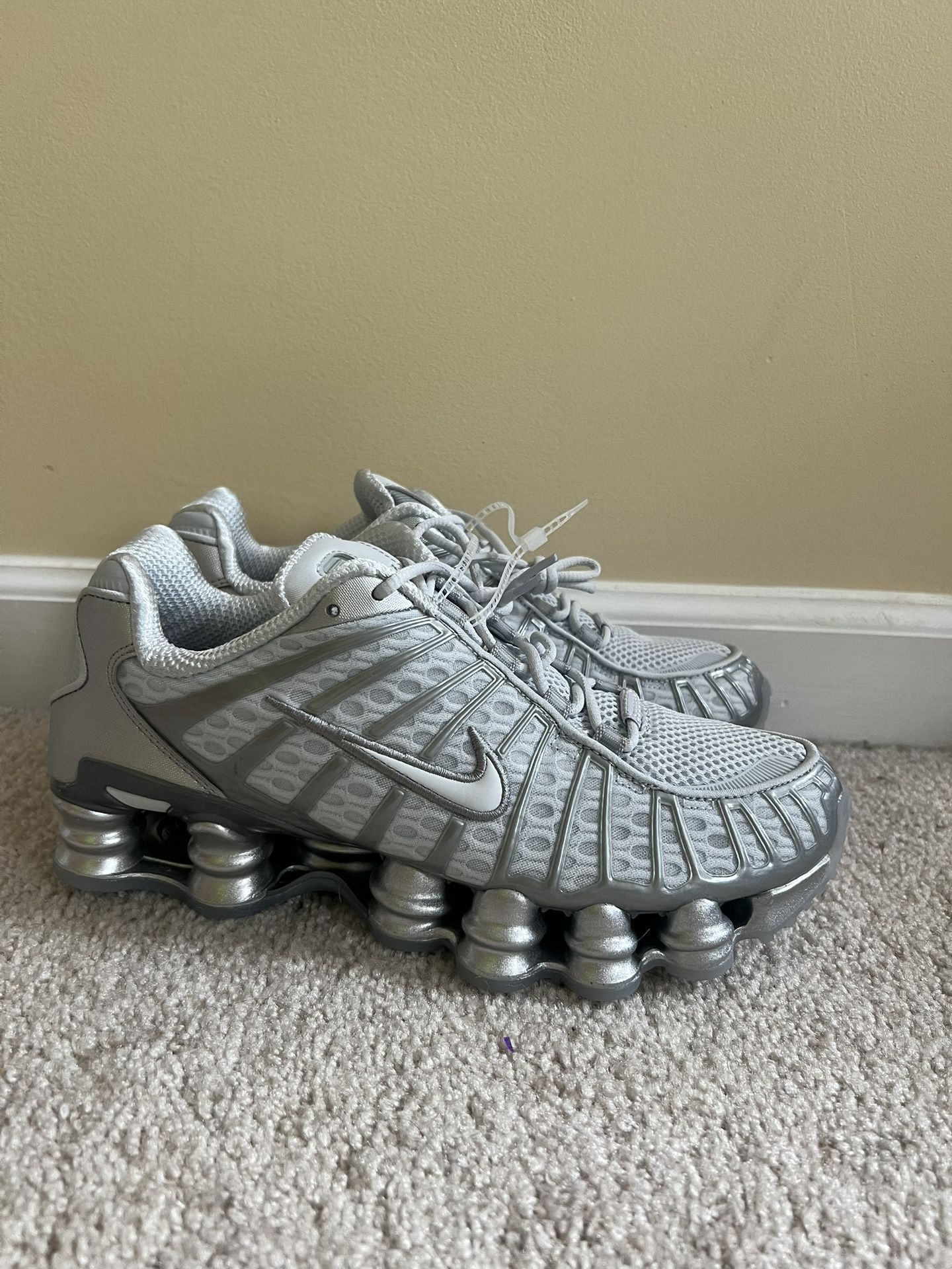 Nike Shox TL 'Chrome' White Pure Platinum AR3566 003 Women's Size