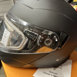  Snowmobile Helmets 