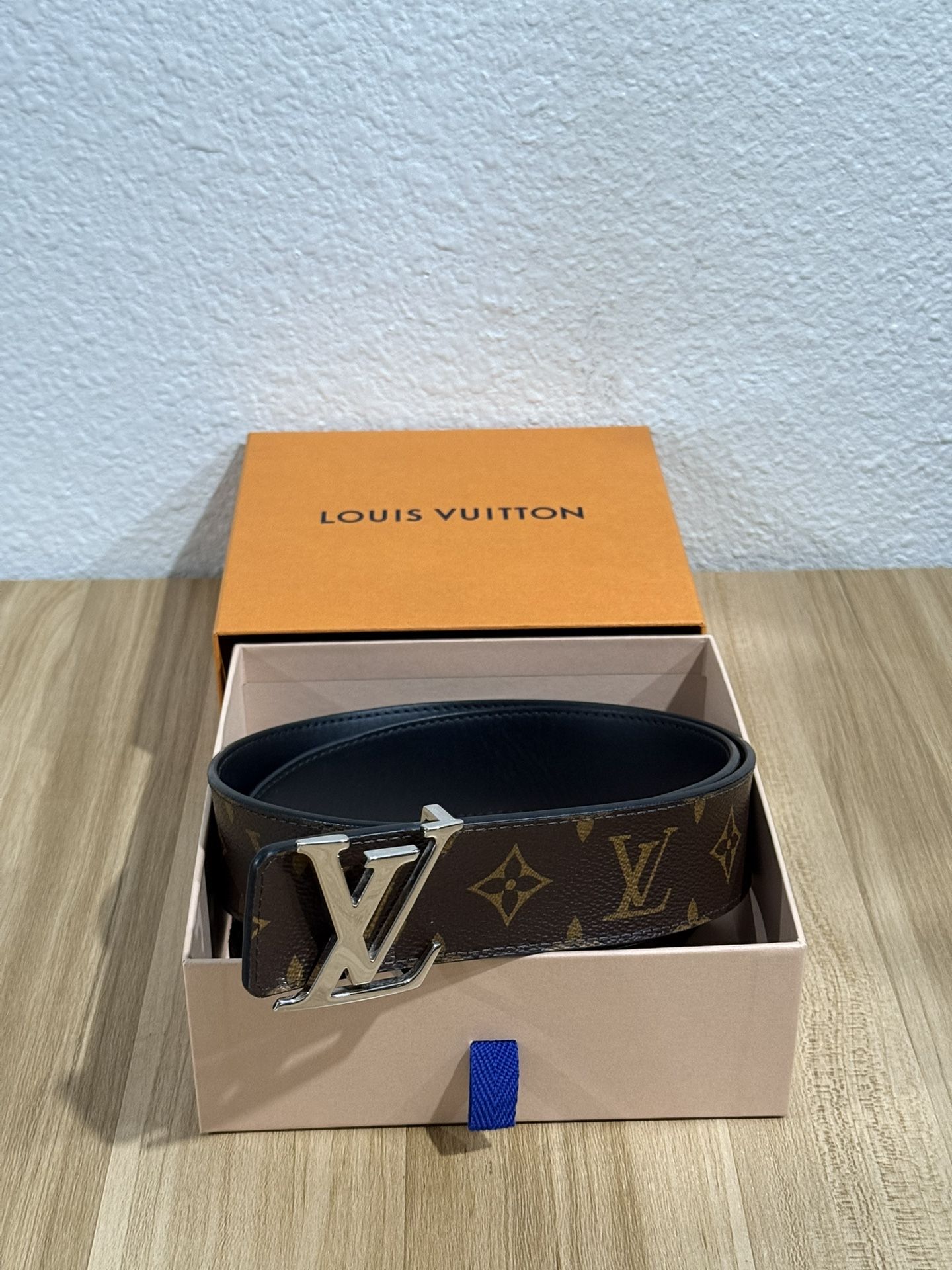 Authentic Louis Vuitton LV Initiales Monogram Reversible Belt – With Box – Size 100/40
