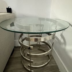 2 Side Table ,1 Center Table 