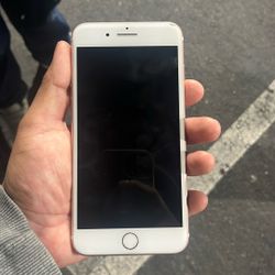 iPhone 7 Plus (locked)