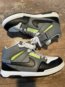 Nike High Top Size 7Y