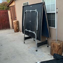 Ping Pong Table 