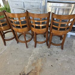 4 Bar Stools