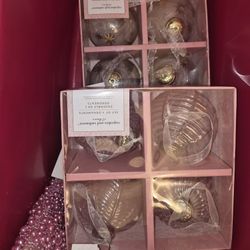 Pink Christmas Decor