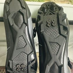 NEW black cycling shoes from the brand FENLERNA.🎁🚴‍♀️🚴‍♂️🚴‍♂️🚴‍♂️