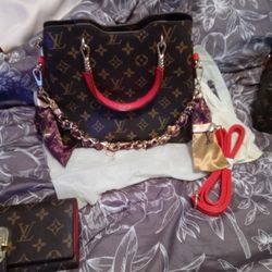 Brown Purse With Wallet