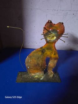 Tin/brass primitive cat