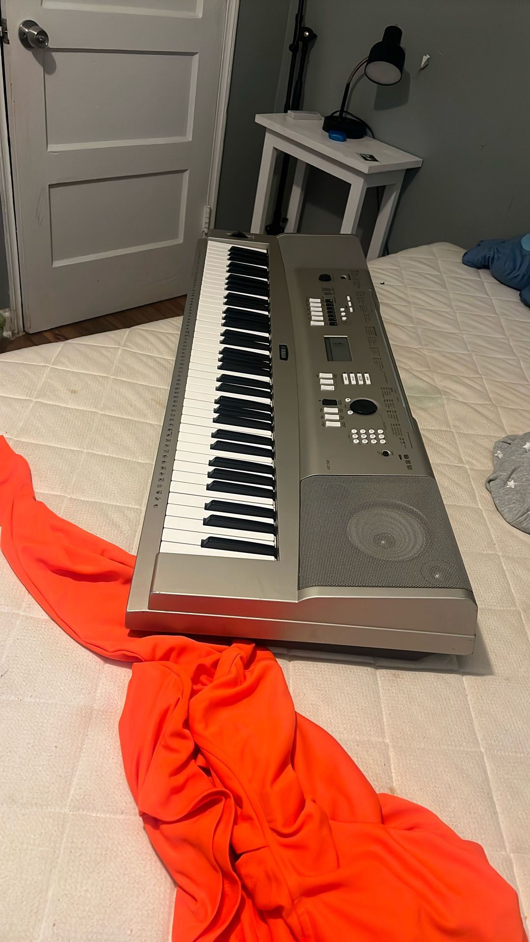 yamaha YPG-235 76 keyboard