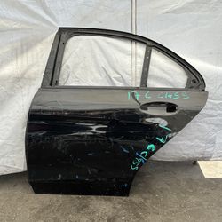 2017 Mercedes Benz C class Left Rear Door Shell 