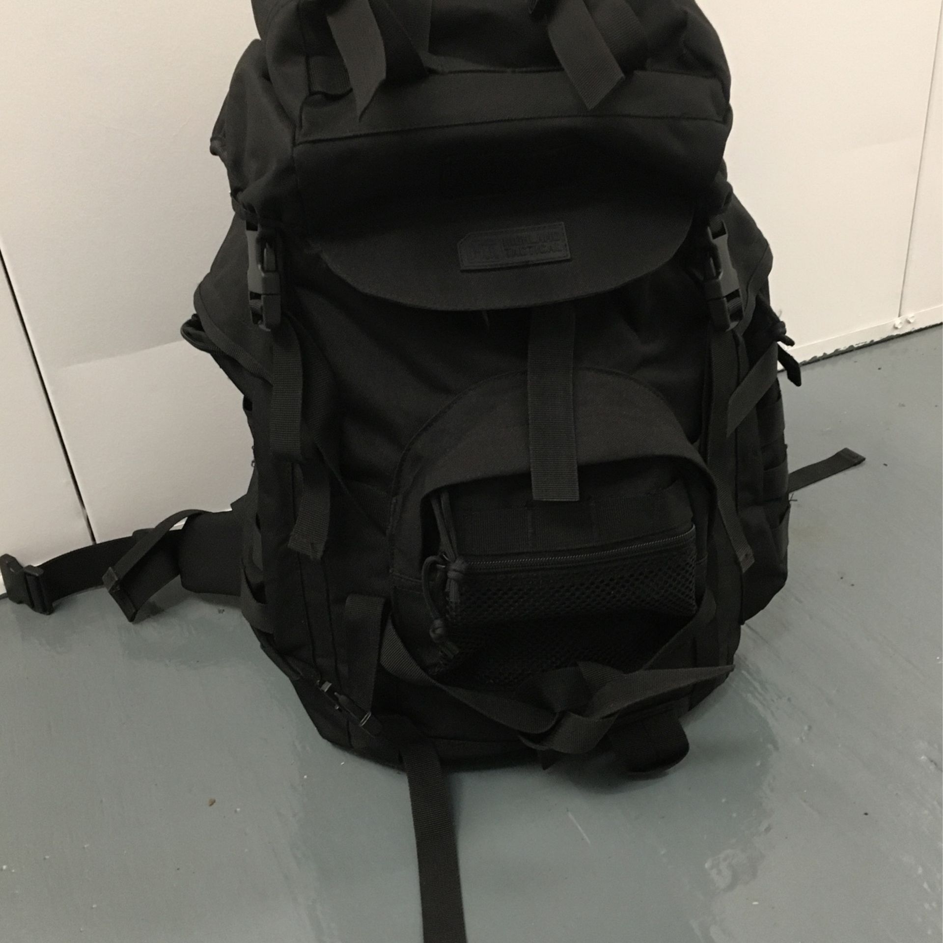 Highland tactical 40L Backpack / Black