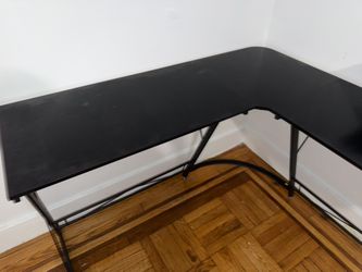 L Shape Desk Great Conditions
