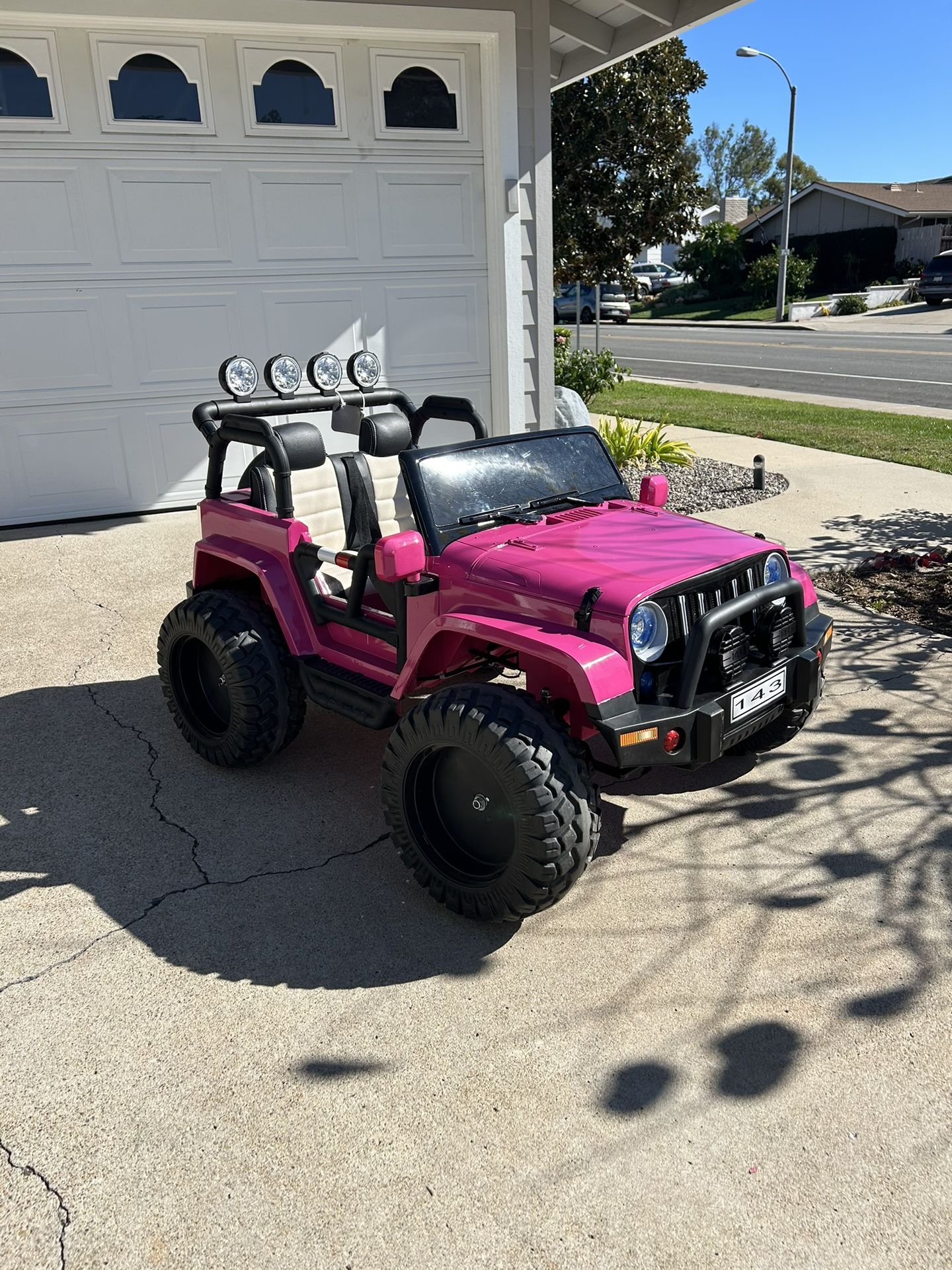 Magic Cars Ride On Jeep For Kids