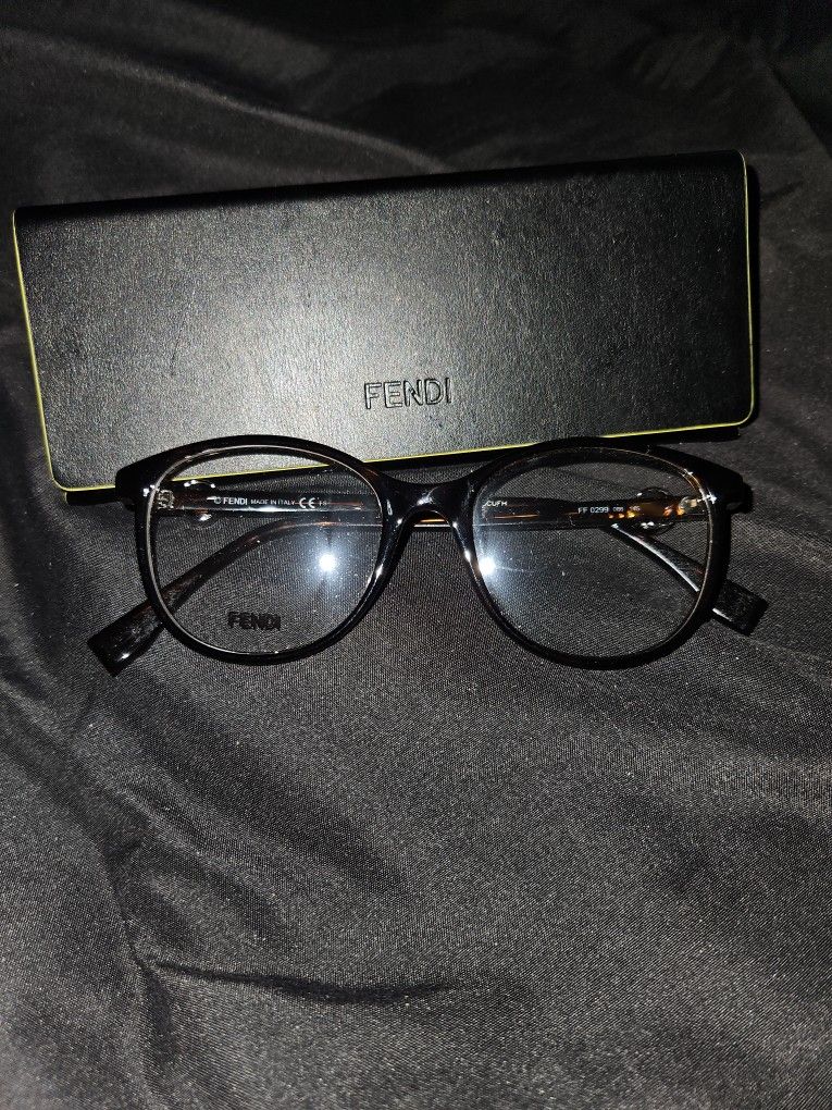 FENDI CLASSES