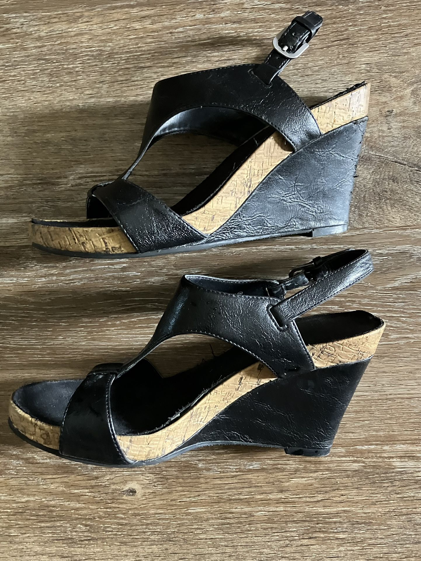 A2 By  Aerosoles Wedge Sandals Size 9