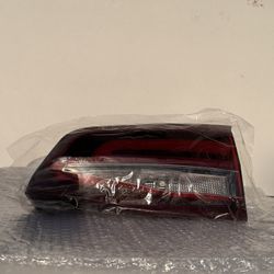 Chevy Equinox 2022-2023 Right Tail Passenger Lamp