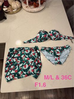 Victoria Secret ❤️💚 Floral Tropical Women’s 3-Piece Swim Set - Green/Red