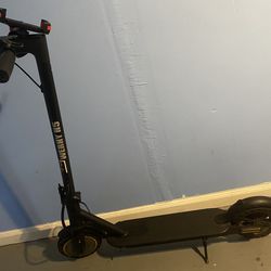 Electric Scooter / Scooter Eléctrica