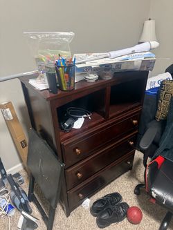 Kids dresser